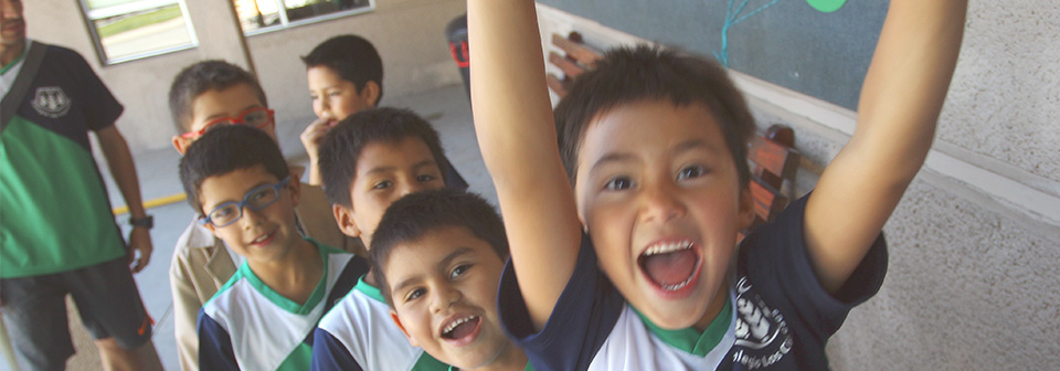 video niños colegio